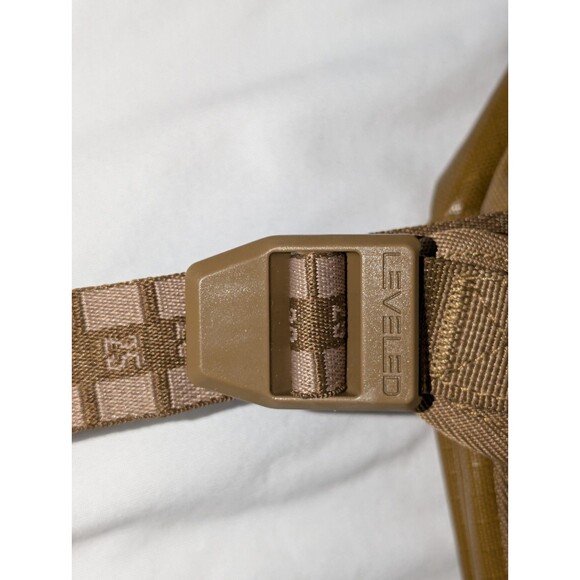 Under Armour UA Summit Small Backpack Coyote Camel Brown Waterproof $140 NEW - Picture 15 of 16